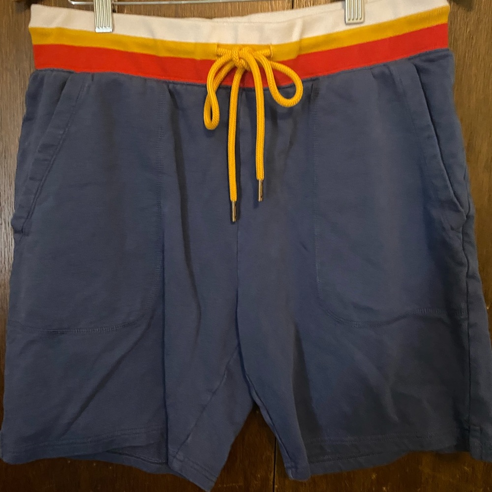 Psycho Bunny pull on shorts size M